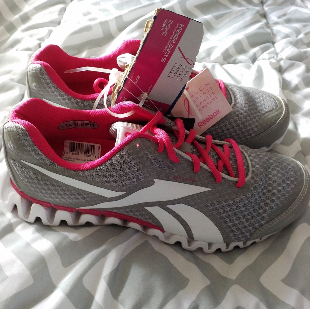 Reebok Zignano Breast Cancer. Gray, Pink White. NEW